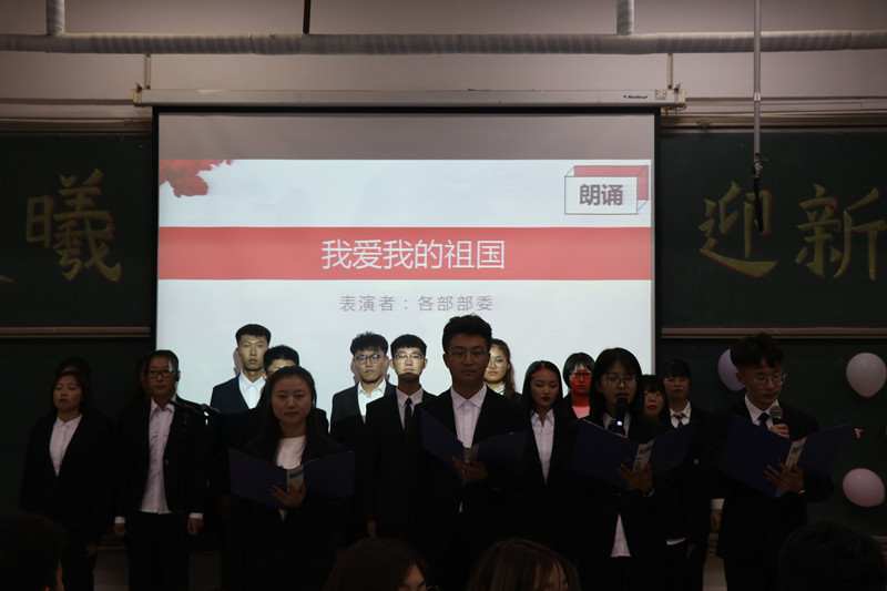 晨曦晚会3_副本.jpg 晨曦晚会3_副本.jpg